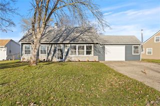 1118 La Salle Avenue, Grand Island, NY 14072