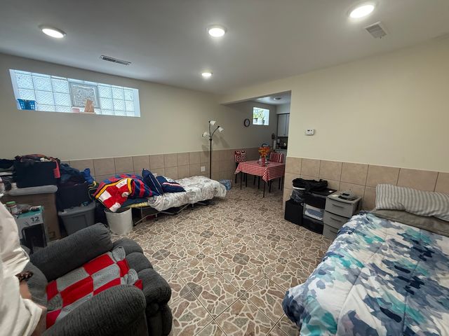 5333 W Fullerton Avenue GDN, Chicago, IL 60639