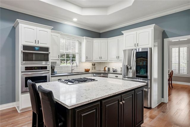 714 Plum Hollow Drive, College Station, TX 77845
