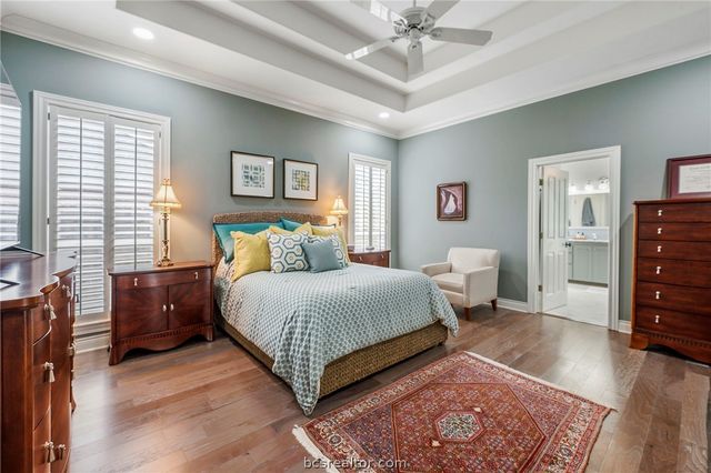 714 Plum Hollow Drive, College Station, TX 77845