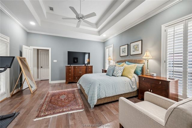 714 Plum Hollow Drive, College Station, TX 77845