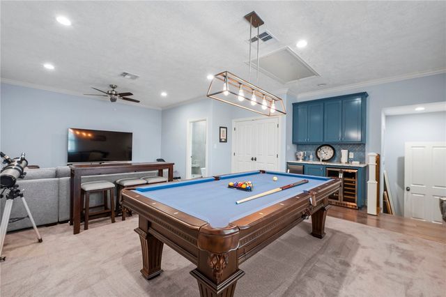 714 Plum Hollow Drive, College Station, TX 77845