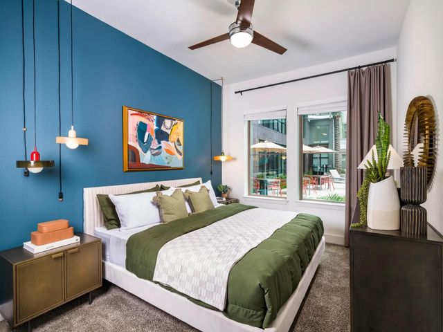 641 W Crosstimbers Street 1-239, Houston, TX 77018