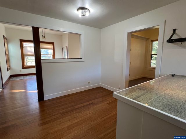 40544 McDowell Creek Dr, Lebanon, OR 97355