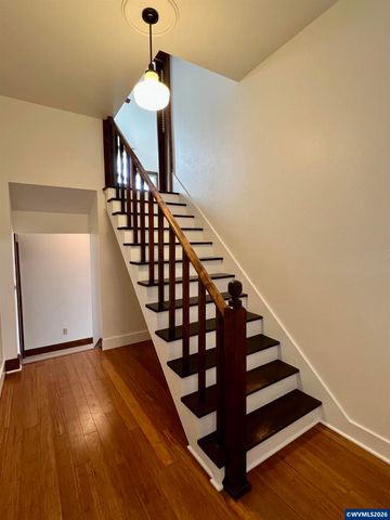 40544 McDowell Creek Dr, Lebanon, OR 97355