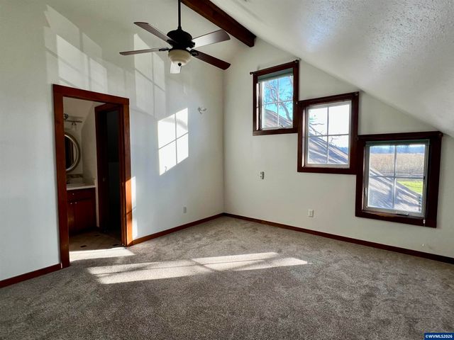 40544 McDowell Creek Dr, Lebanon, OR 97355