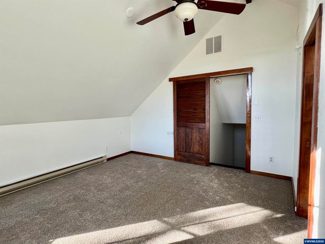 40544 McDowell Creek Dr, Lebanon, OR 97355