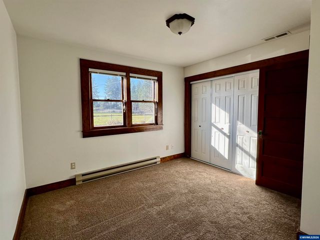 40544 McDowell Creek Dr, Lebanon, OR 97355