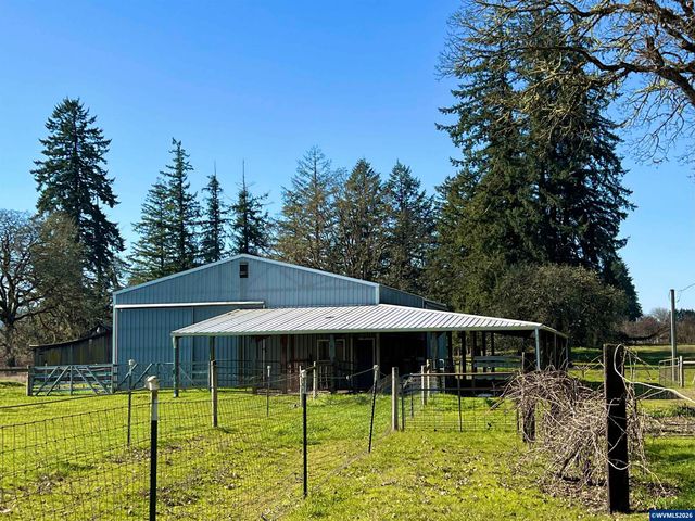 40544 McDowell Creek Dr, Lebanon, OR 97355
