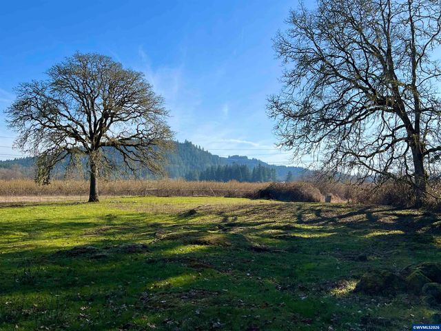 40544 McDowell Creek Dr, Lebanon, OR 97355