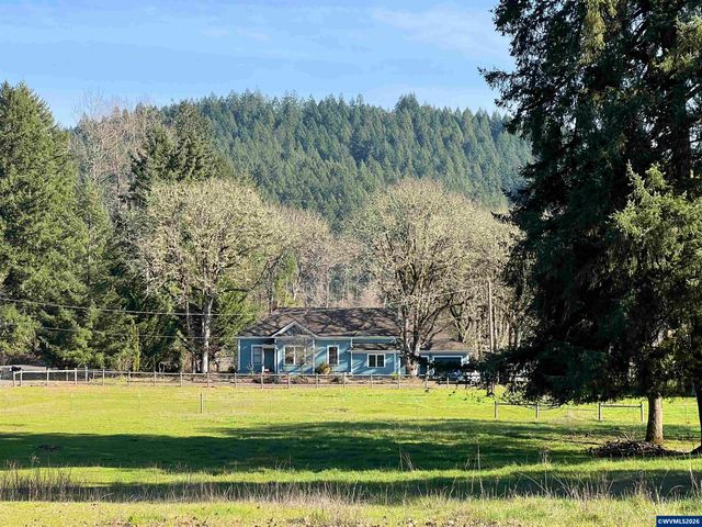 40544 McDowell Creek Dr, Lebanon, OR 97355