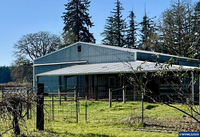 40544 McDowell Creek Dr, Lebanon, OR 97355