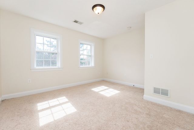 31 Whitehall Way, Bellingham, MA 02019