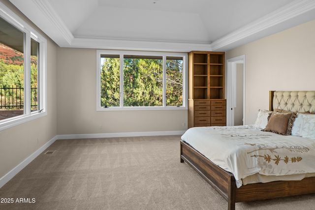 135 Desert Holly Drive, Sedona, AZ 86336