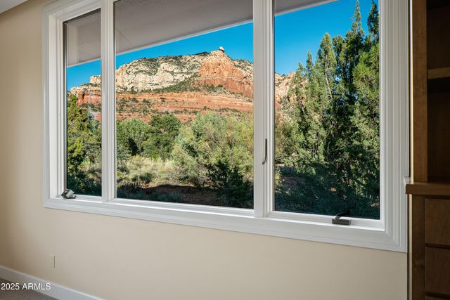 135 Desert Holly Drive, Sedona, AZ 86336