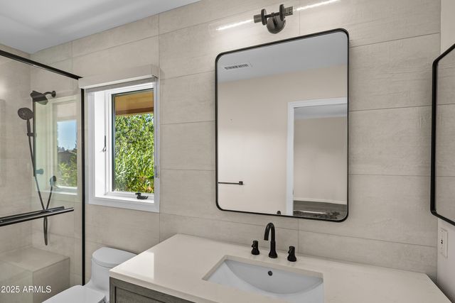 135 Desert Holly Drive, Sedona, AZ 86336