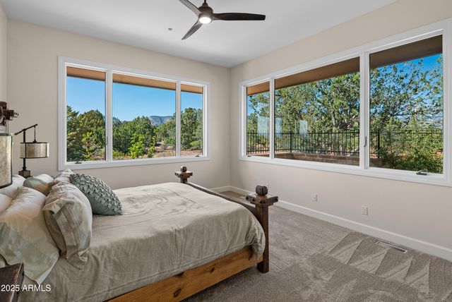 135 Desert Holly Drive, Sedona, AZ 86336