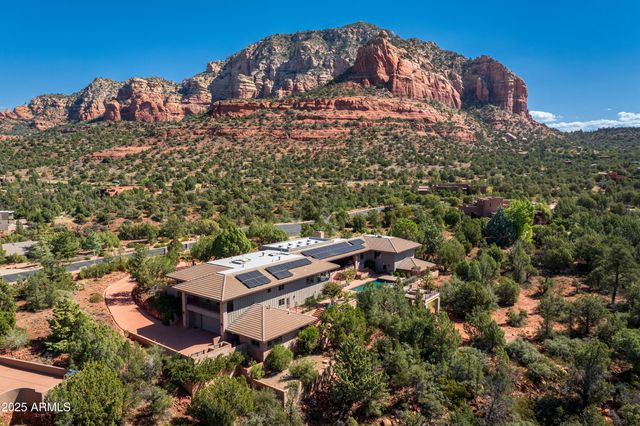 135 Desert Holly Drive, Sedona, AZ 86336