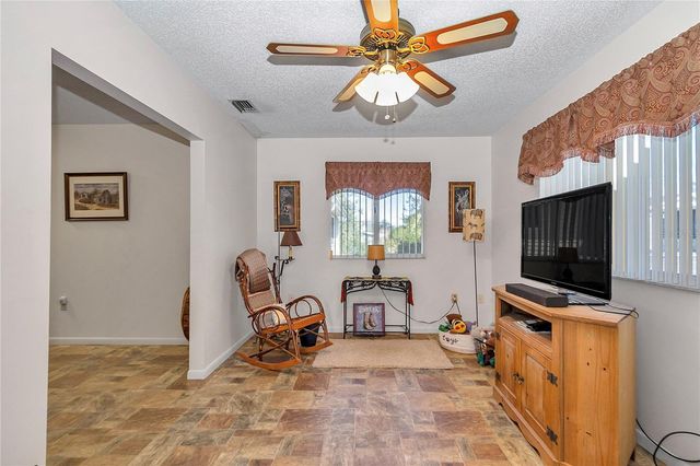 10929 SW 84TH AVENUE, Ocala, FL 34481