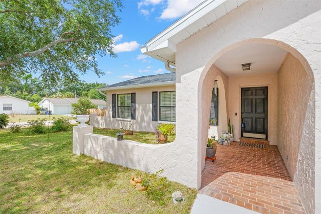 2218 TANGLEWOOD WAY, Brandon, FL 33511