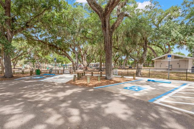 2218 TANGLEWOOD WAY, Brandon, FL 33511