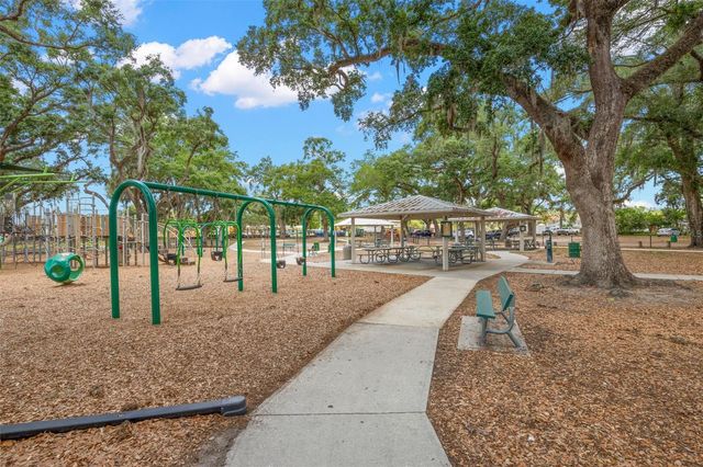 2218 TANGLEWOOD WAY, Brandon, FL 33511