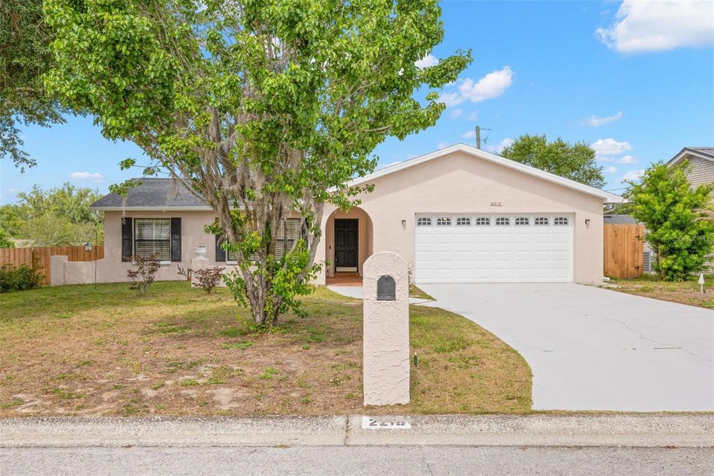 2218 TANGLEWOOD WAY, Brandon, FL 33511