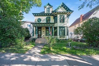 1616 E 1st Street, Duluth, MN 55812