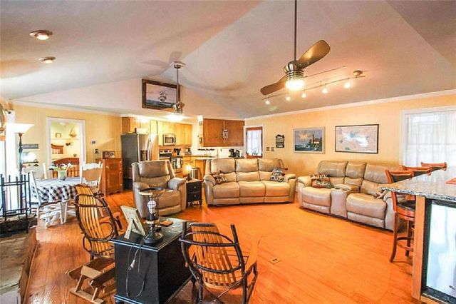 3749 County Road 104, Cedar Bluff, AL 35959