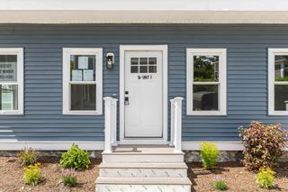 16 Hillside St 1, Maynard, MA 01754