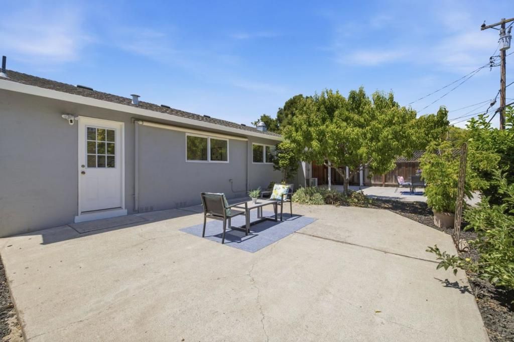 Image 27 of property listing at 816 Mary Court, Campbell, CA 95008