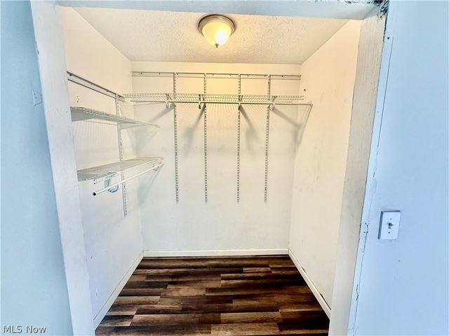 5212 E 105 Street, Garfield Heights, OH 44125