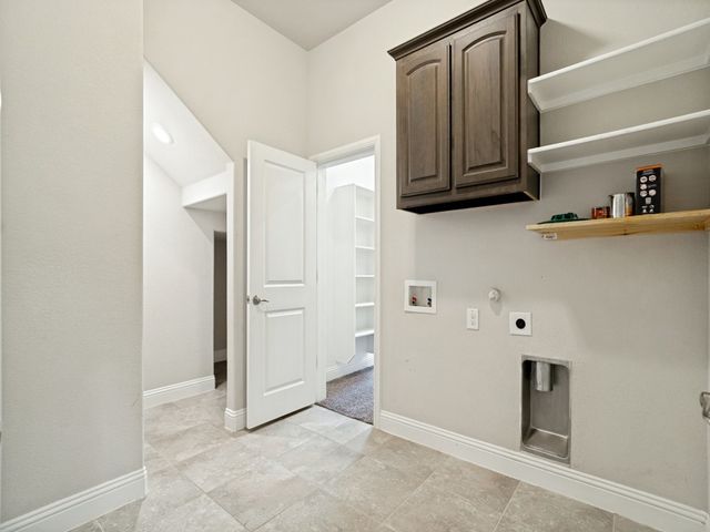 268 Mineral Point Drive, Aledo, TX 76008