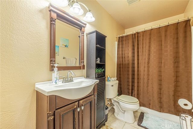 3657 Jasmine Ave, Rosamond, CA 93560
