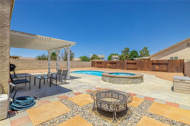 3657 Jasmine Ave, Rosamond, CA 93560
