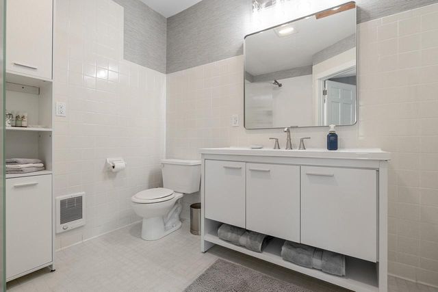 4705 Highland Park DRIVE, Slinger, WI 53086