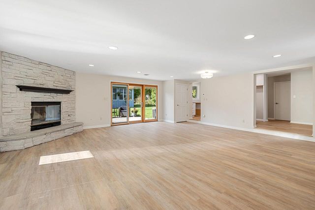 4705 Highland Park DRIVE, Slinger, WI 53086