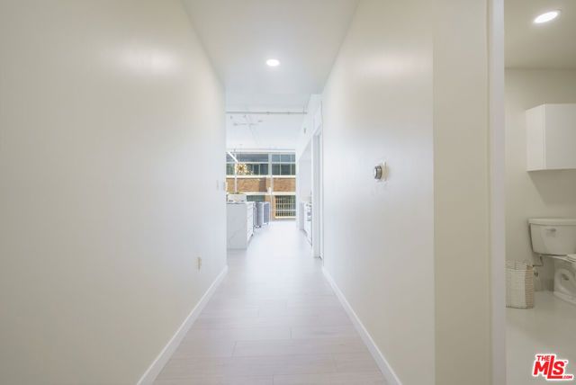 1100 S Hope Street 716, Los Angeles, CA 90015