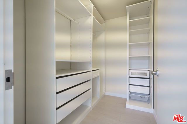 1100 S Hope Street 716, Los Angeles, CA 90015