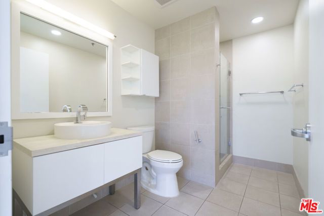 1100 S Hope Street 716, Los Angeles, CA 90015