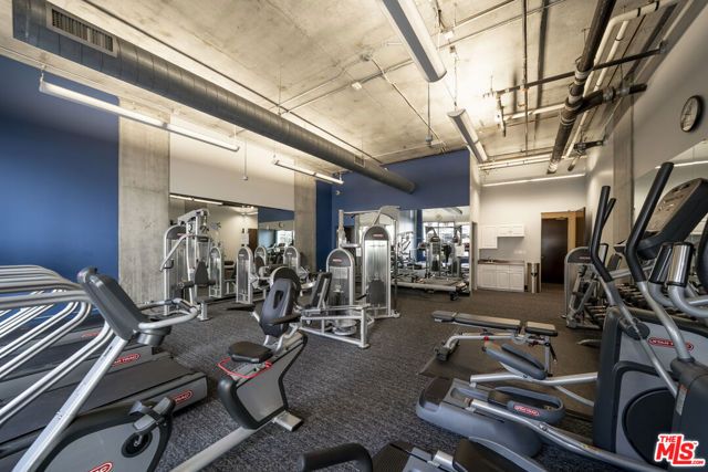 1100 S Hope Street 716, Los Angeles, CA 90015