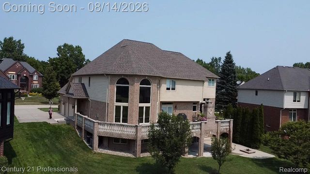 916 Majestic, Rochester Hills, MI 48306
