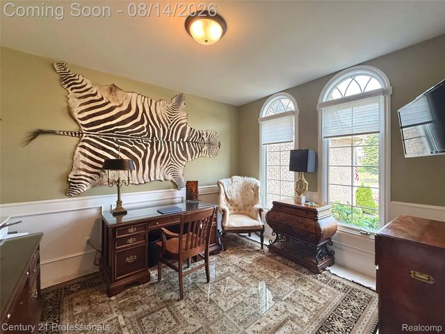 916 Majestic, Rochester Hills, MI 48306