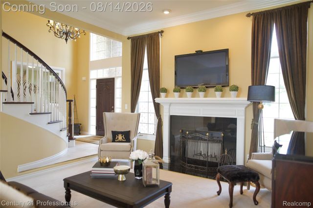 916 Majestic, Rochester Hills, MI 48306