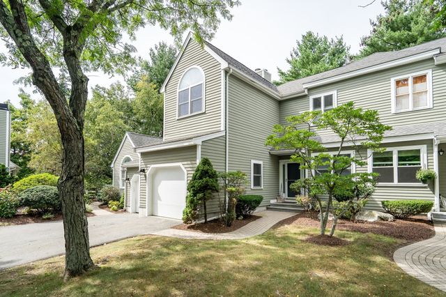 243 Bishops Forest Dr 243, Waltham, MA 02452