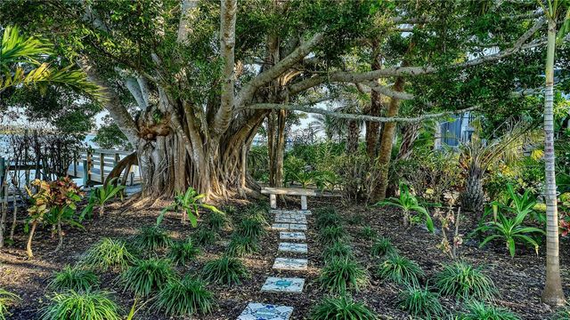 8017 MANASOTA KEY ROAD, Englewood, FL 34223