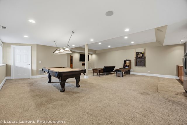 492 Bond Drive, Batavia, IL 60510