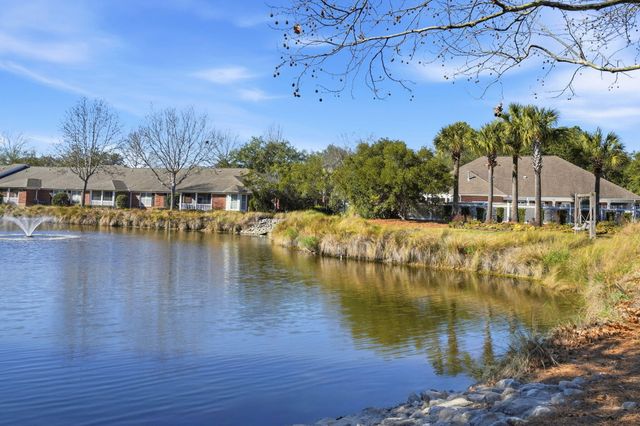 1533 Cambridge Lakes Drive Unit 203d, Mount Pleasant, SC 29464