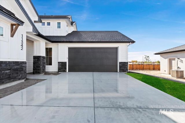 11134 S Corballis Ln, Kuna, ID 83634