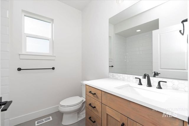 11134 S Corballis Ln, Kuna, ID 83634